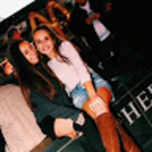 Meet your Posher, Bella